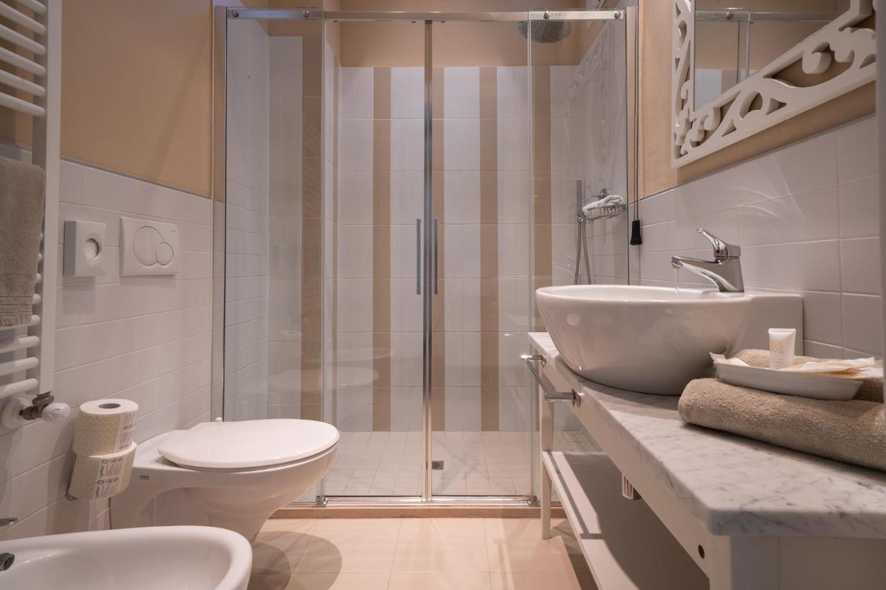 Hotel Bristol Cattolica Dış mekan fotoğraf
