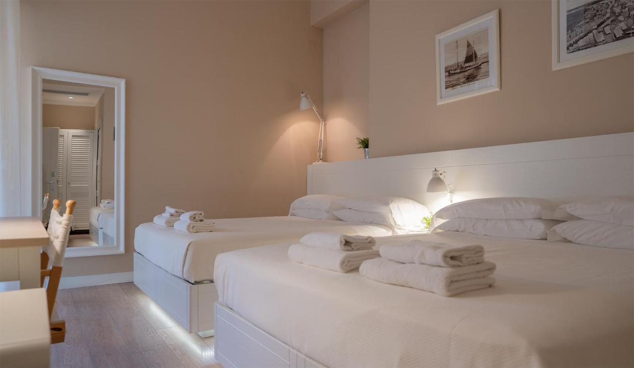 Hotel Bristol Cattolica Dış mekan fotoğraf