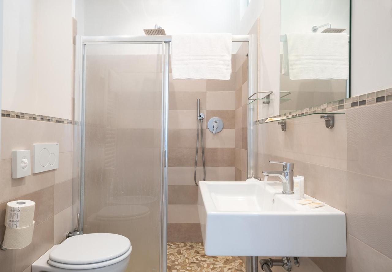 Hotel Bristol Cattolica Dış mekan fotoğraf