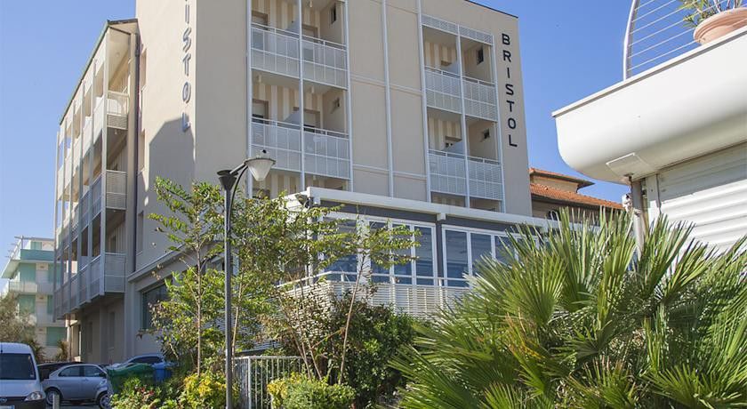 Hotel Bristol Cattolica Dış mekan fotoğraf